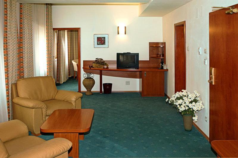 Hotel Irisa Bucureşti Phòng bức ảnh